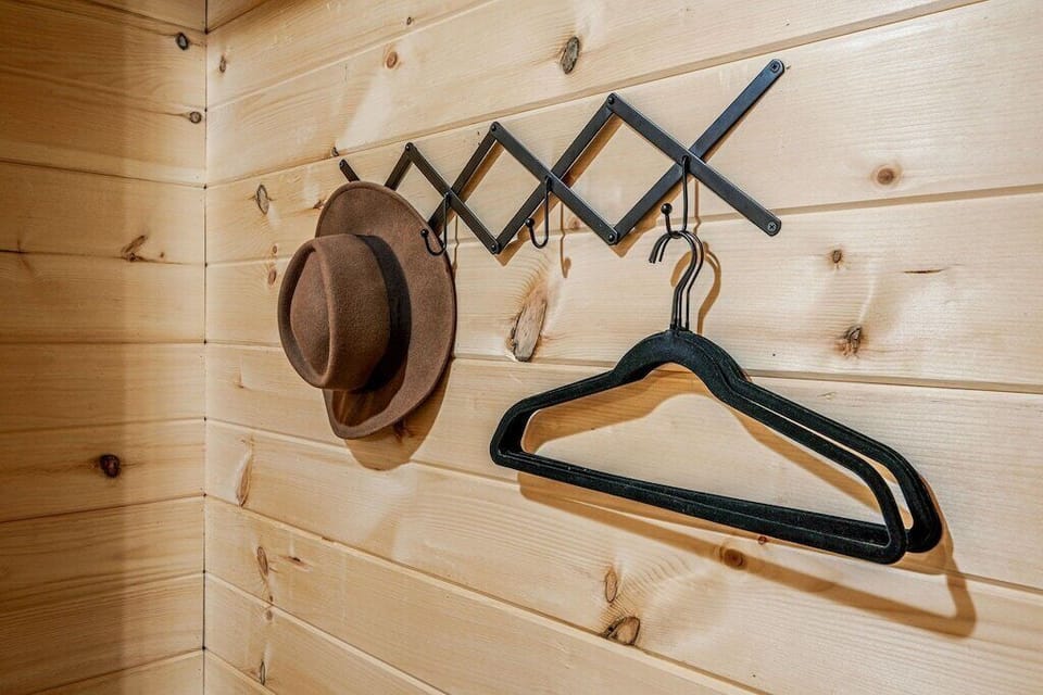 hanging rack for clothes