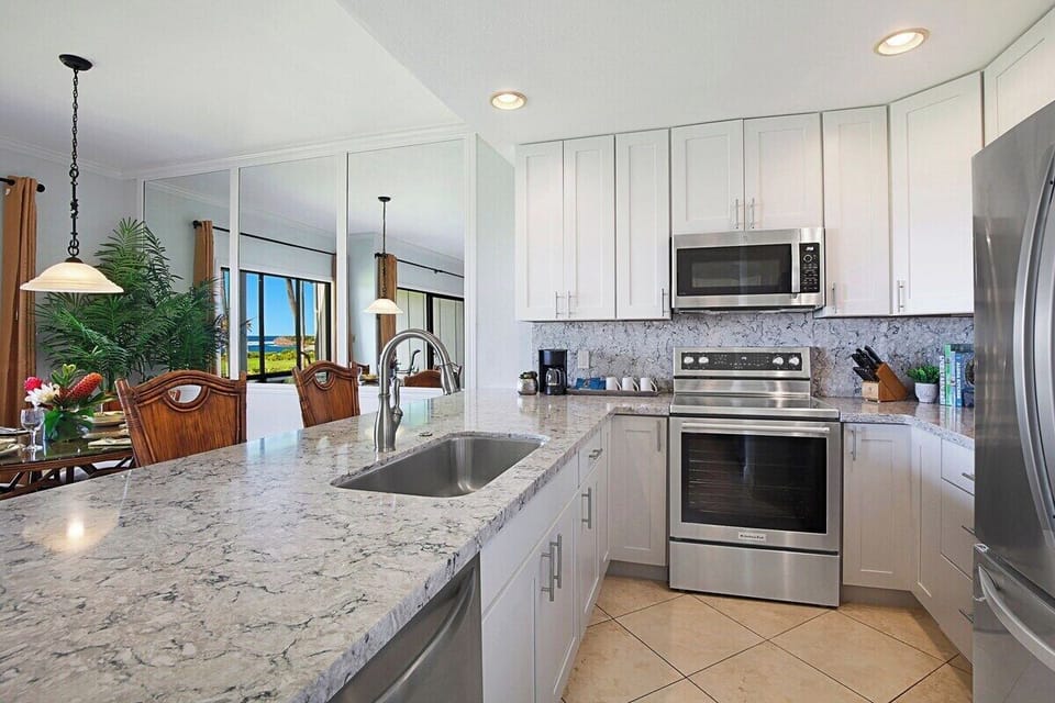 Poipu Sands 212 - Newly Renovated Kitchen