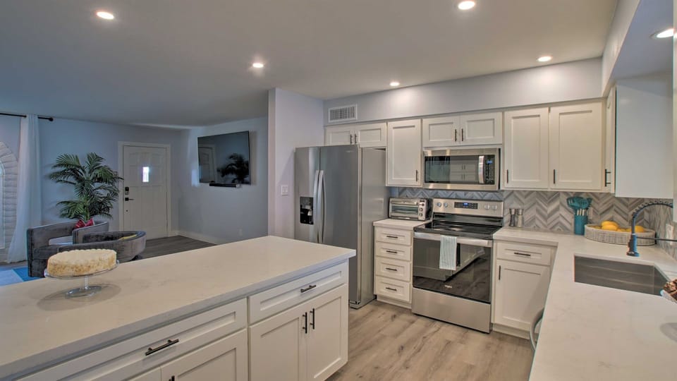 Fully Equipped Kitchen | Complimentary Spices