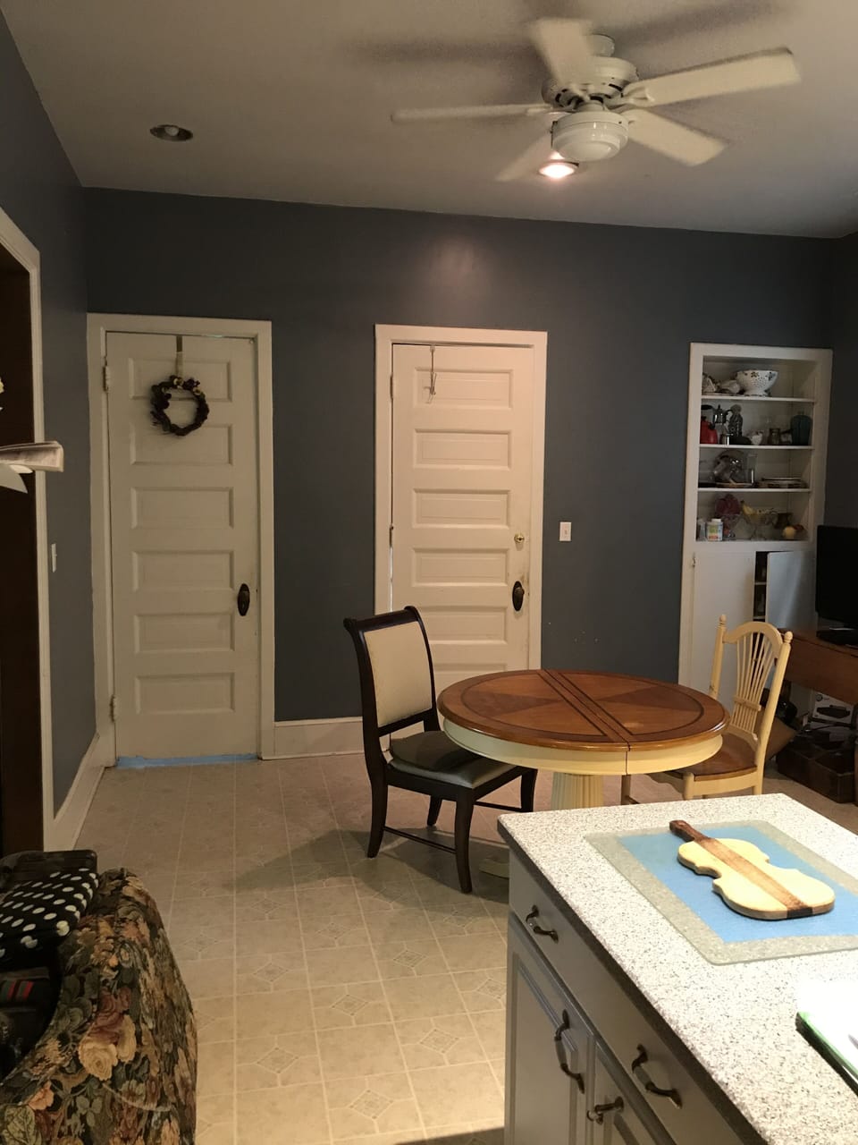 Private Room in Beautiful Victorian Home House in Milwaukee