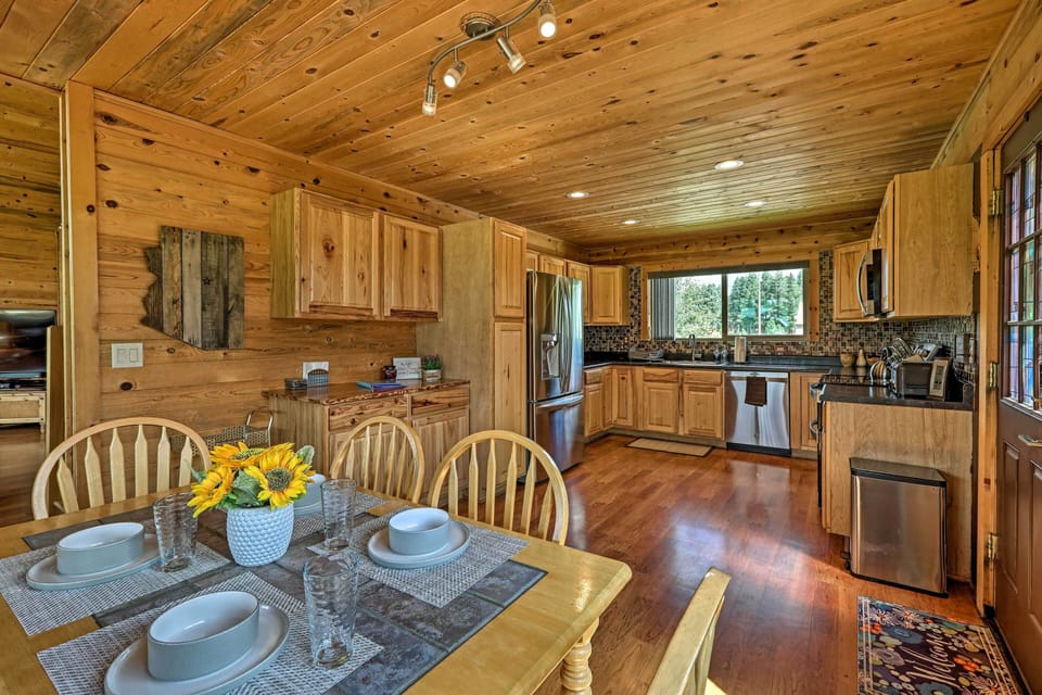Dining Area | Dishware & Flatware | 1st Floor