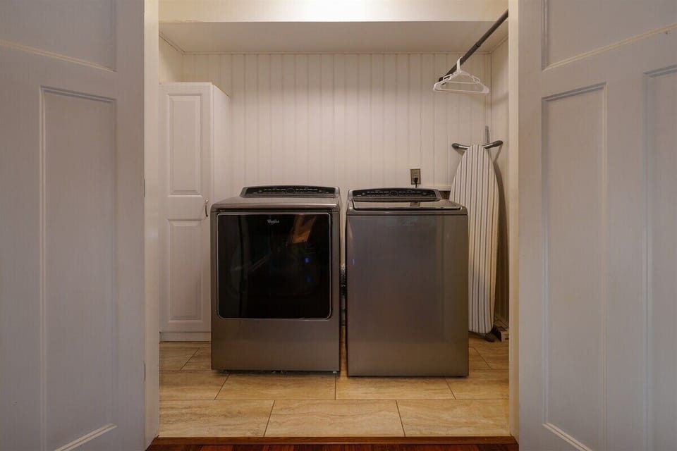 washer and dryer