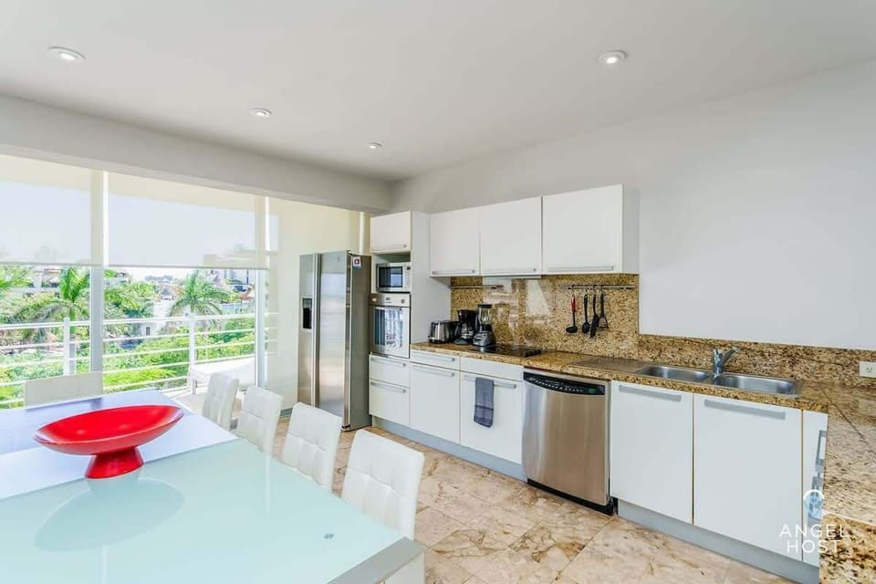 The kitchen is equipped with your comfort in mind