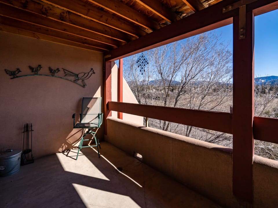 Covered Patio w/ Mountain Views