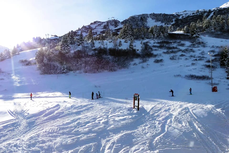 Snow and ski sports