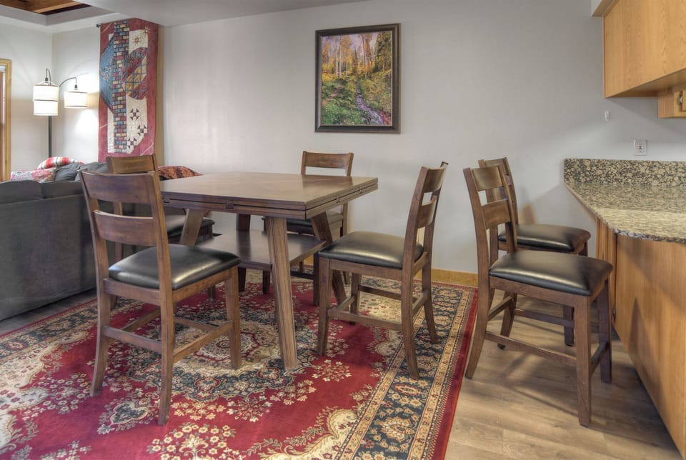 Dining Area and Bar Seating