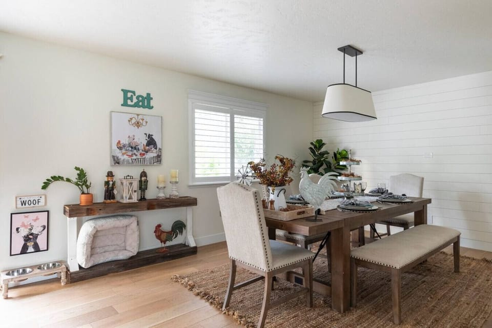 Dining room table design 