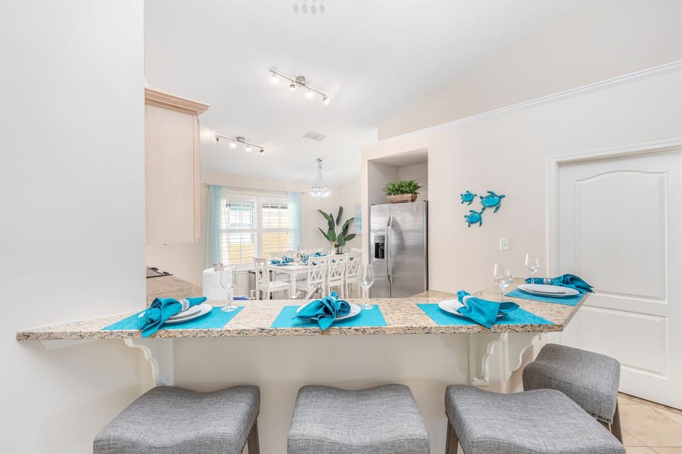 Ample seating awaits for enjoyable meals and engaging conversations.