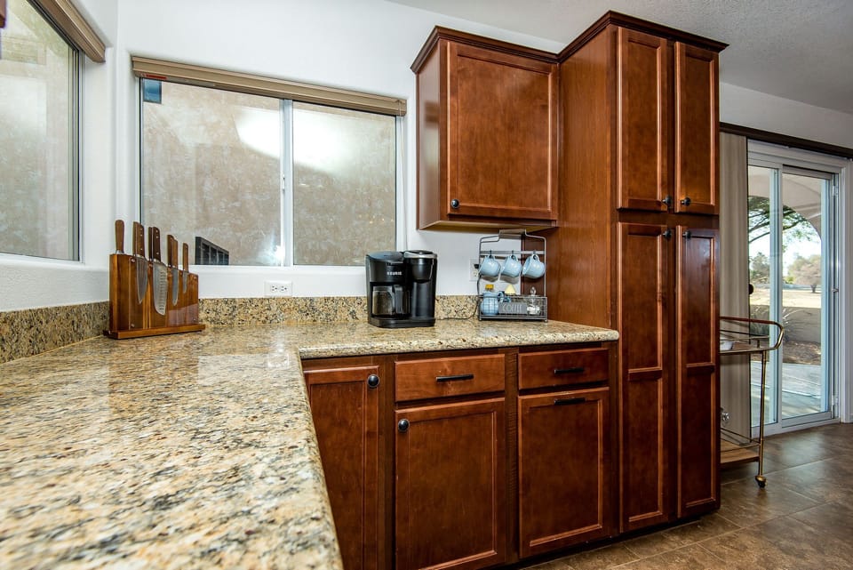 Many kitchen appliances and utensils for all your cooking needs
