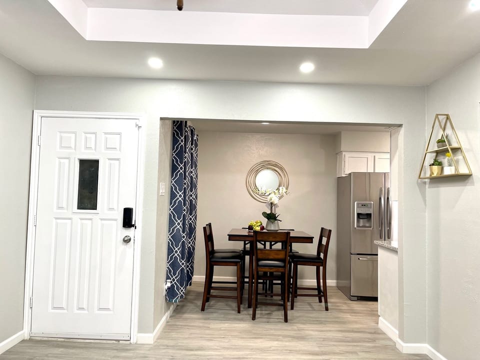 2nd half duplex dining space