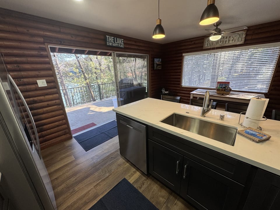 New Kitchen with Lake View
