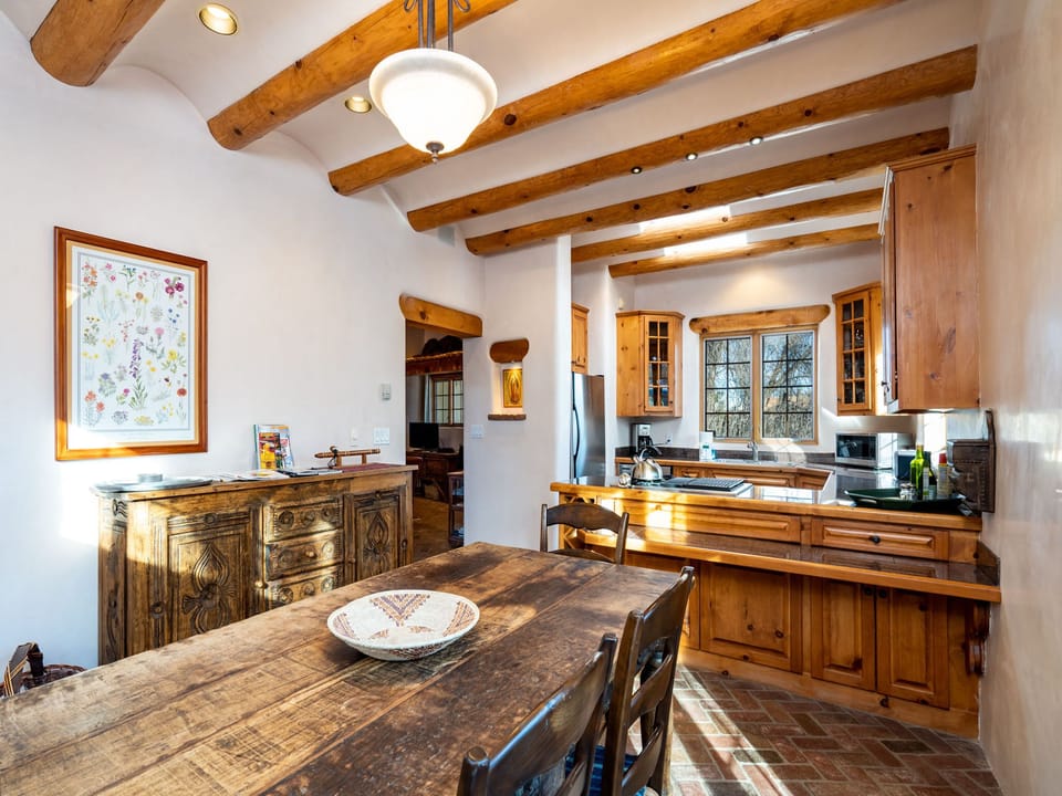 Dining Room & Kitchen