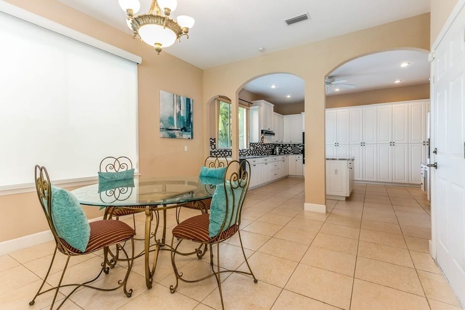 Additional dining area can be easily turn into poker table