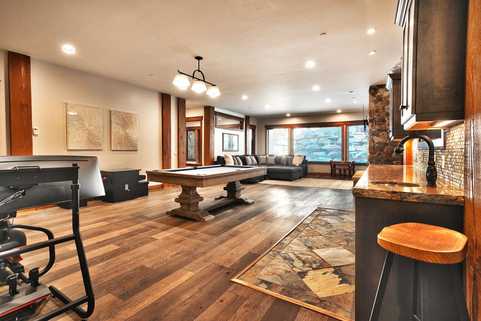 Game room