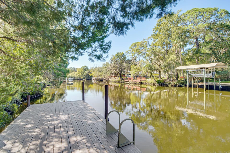 Direct River Access | Wildlife Viewing | On-Site Fishing