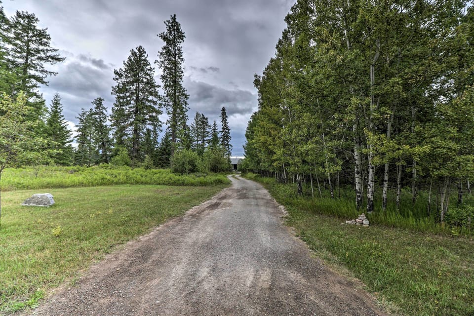 Parking | Driveway (2 Vehicles)