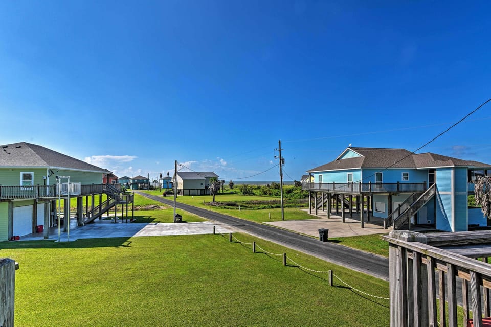 Deck | Ocean Views