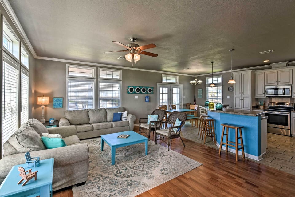 Living Room | Sleeper Sofa