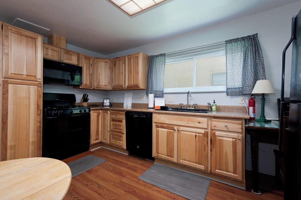 Fully Stocked Kitchen