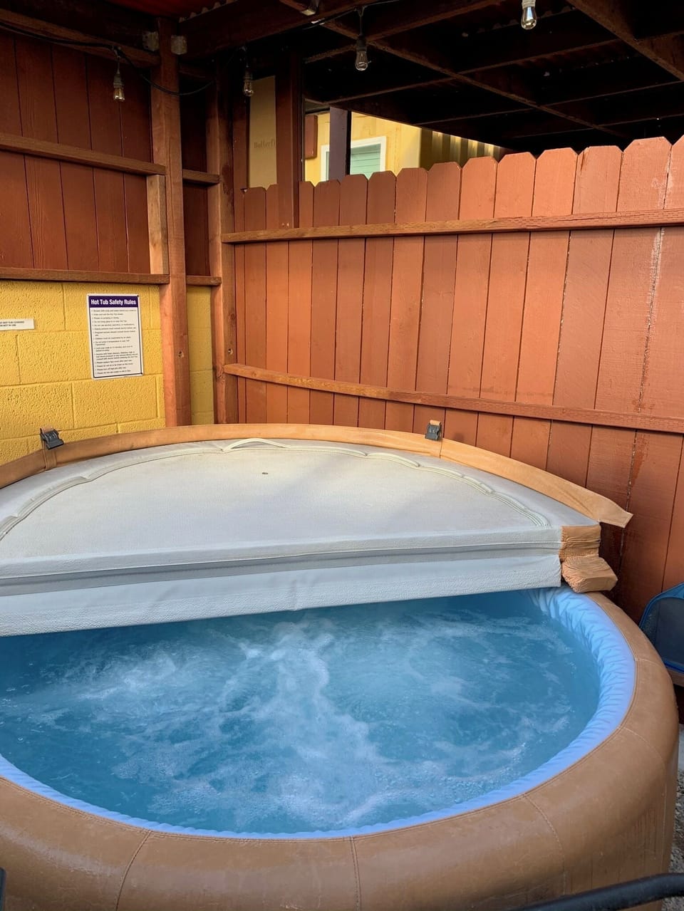 Outdoor spa tub