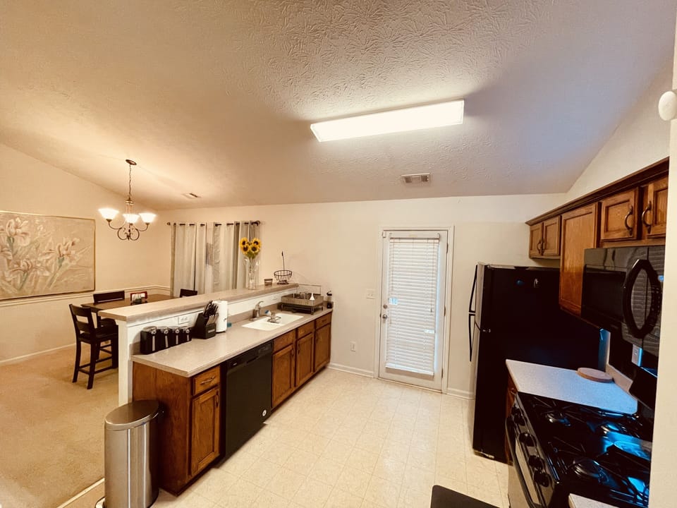 Kitchen and dinning area