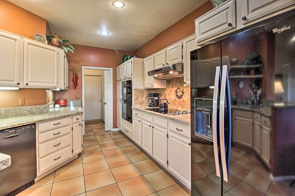Fully Equipped Kitchen | Cooking Basics Provided