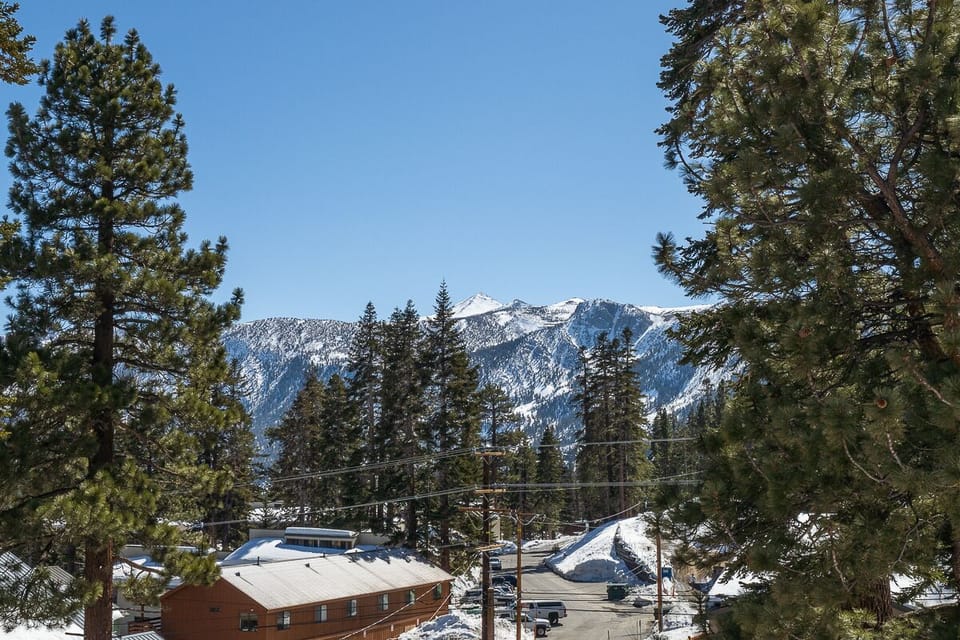 Stunning views of the Sherwin Mountains