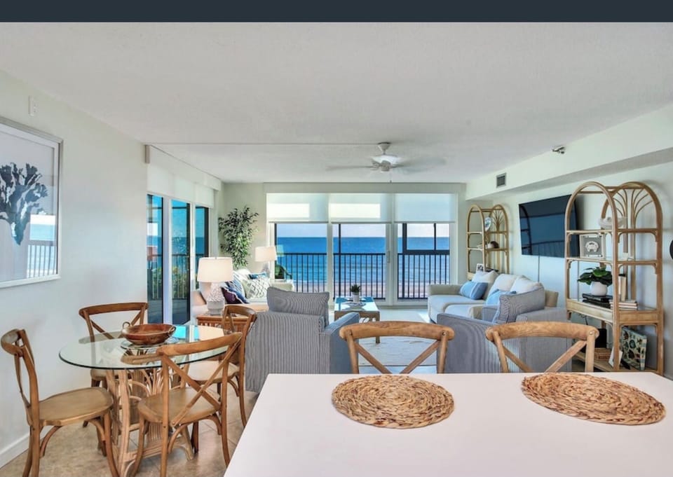 Living room dining combo