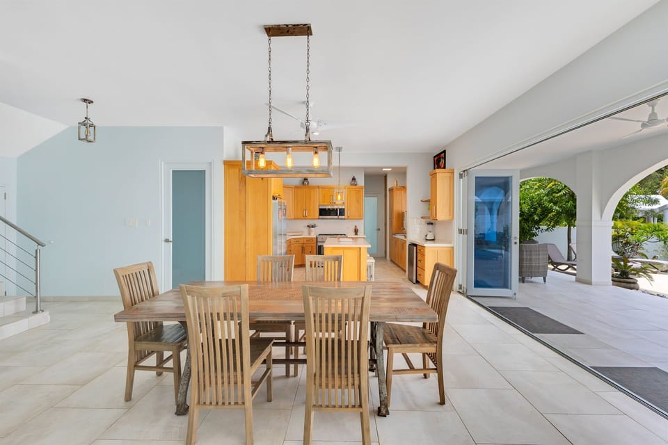 1st floor dining