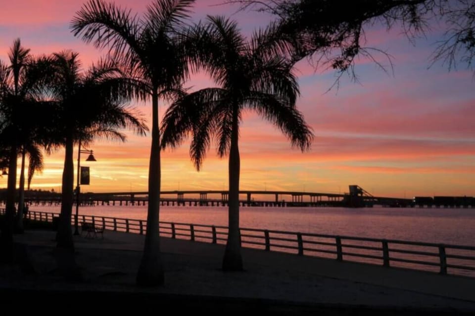 The beautiful sunsets on the riverwalk