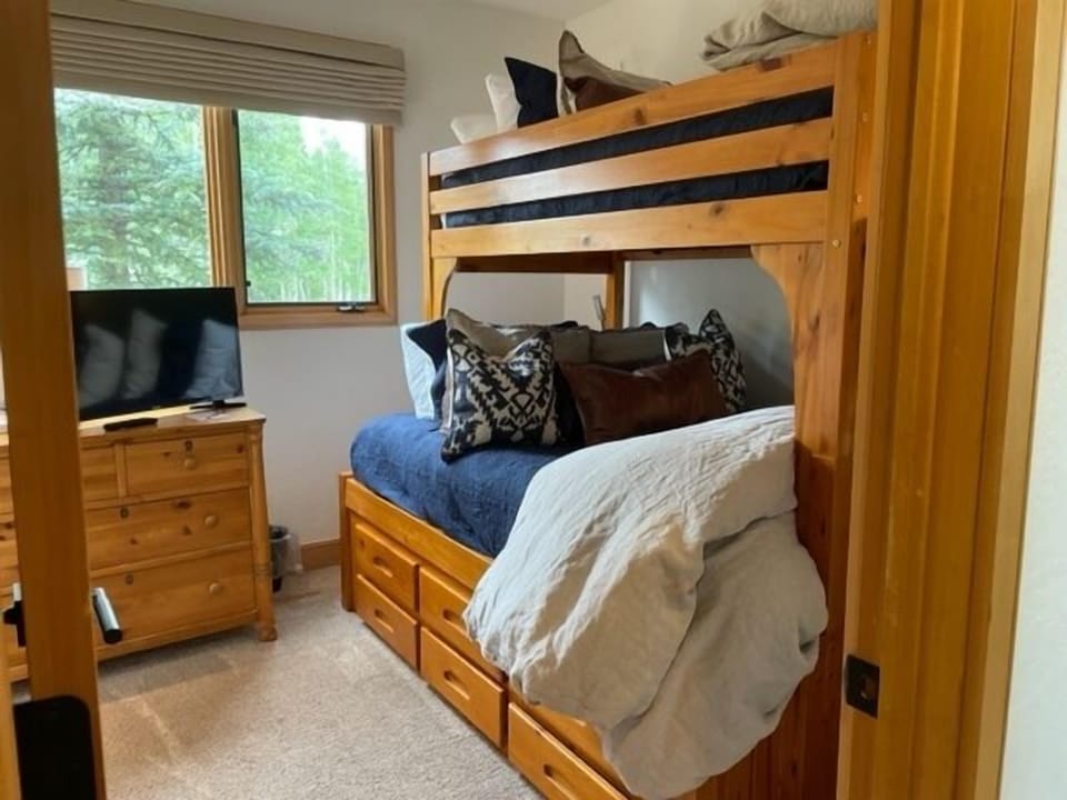 Bunk Room