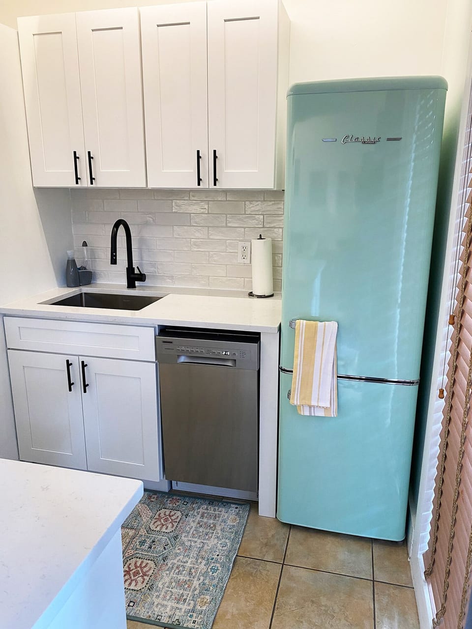 How awesome is that fridge?!