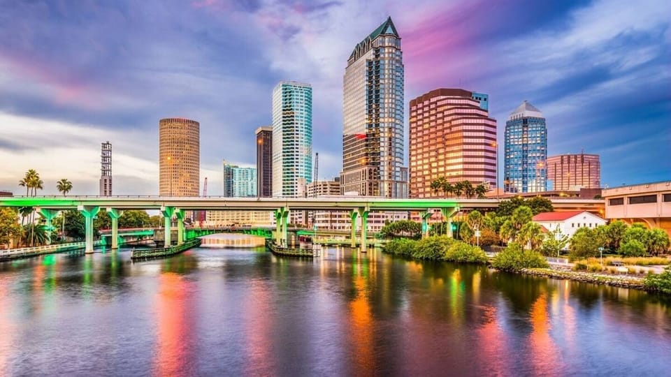 Downtown Tampa few min away... river walk, good restaurants and more!!!