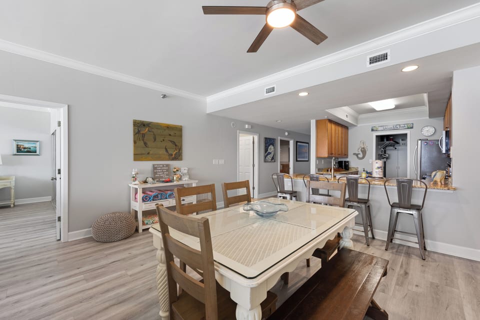Dining Room with Comfortable Seating For 6.
