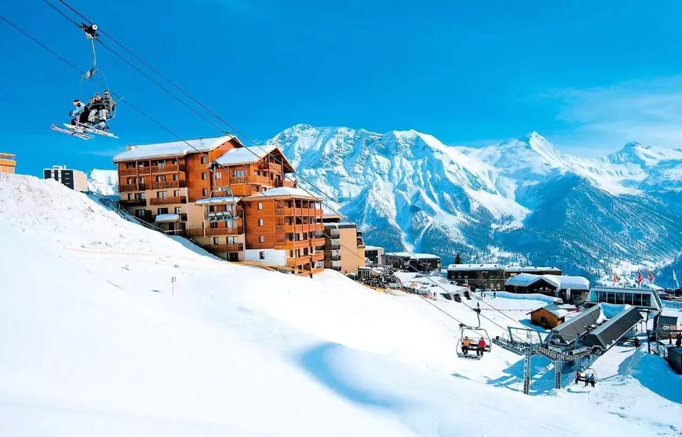 Snow and ski sports