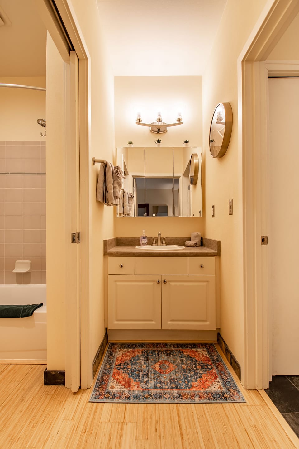 Full Bathroom