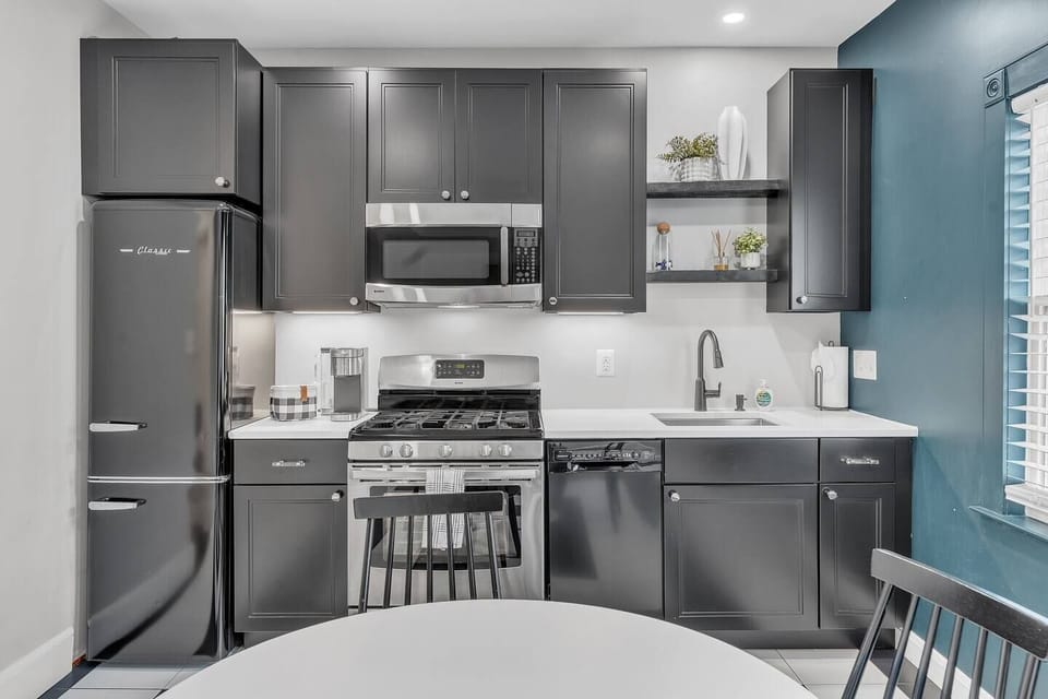 Kitchen, Microwave, Oven/Stove, Keurig, Retro Refridgerator