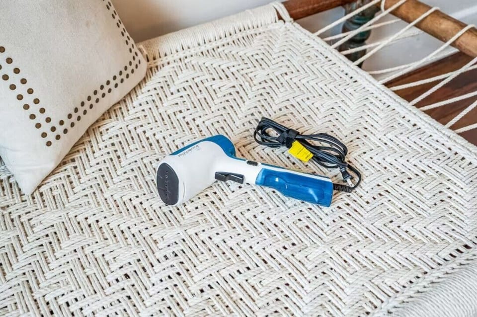 Amenity | Clothing Steamer