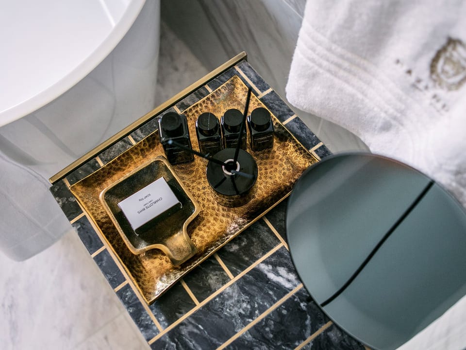 Bathroom amenities