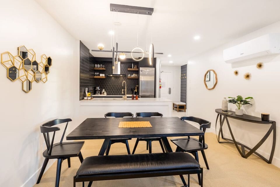 A beautifully updated kitchen with cooking basics like pots and pans, a full size refrigerator, microwave oven and cooking range. Great for those who want `a-home-cooked-meal-away-from-home`.  Coffee, tea, sugar, oil, salt and pepper provided