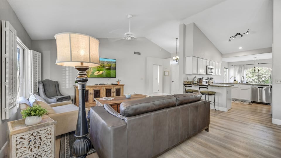 Great Room Opens to Kitche