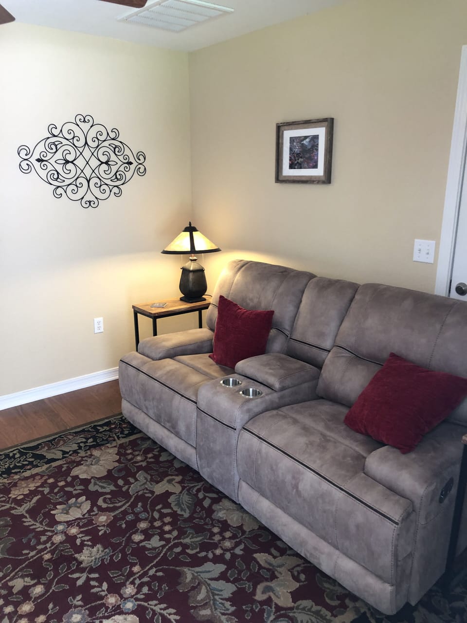 Twin theater style recliners