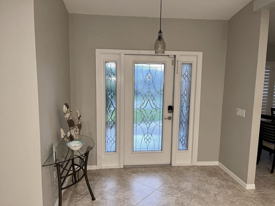 Entry way 