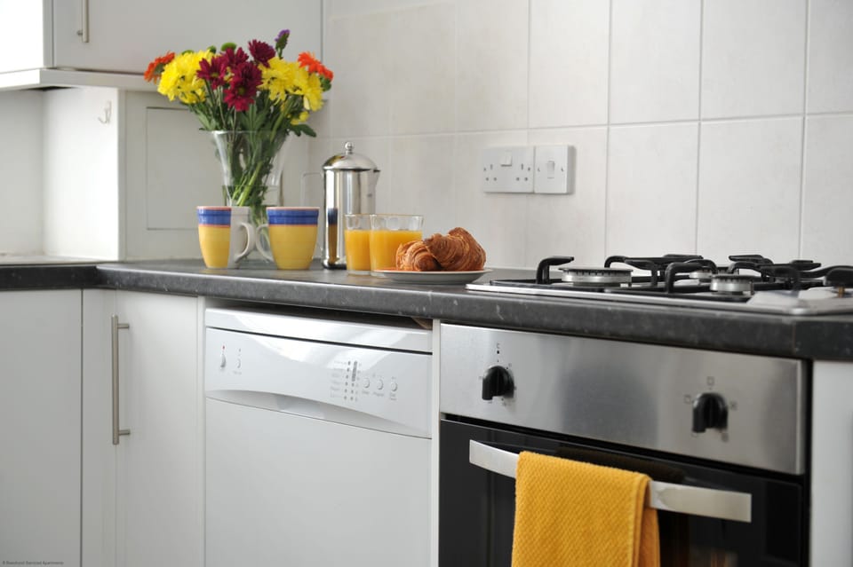 Breakfast in kitchen