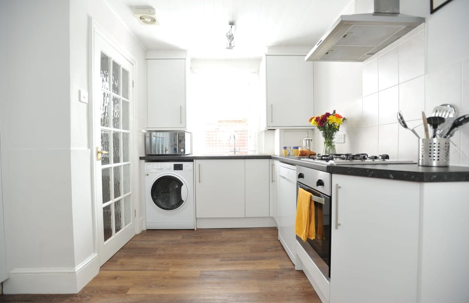 Wide view of kitchen