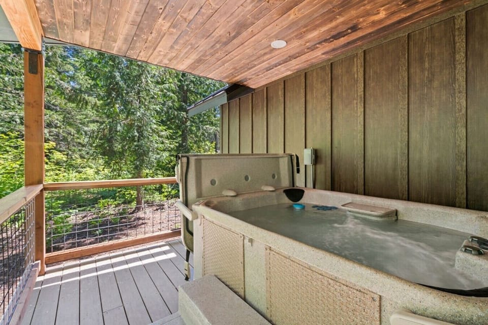 Hot Tub on Deck