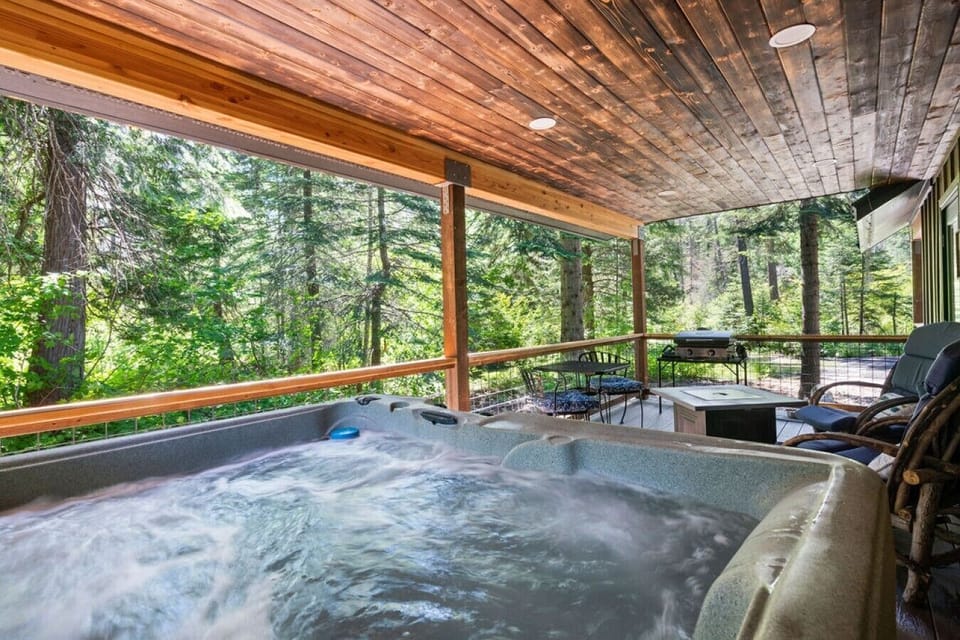 Private Hot Tub