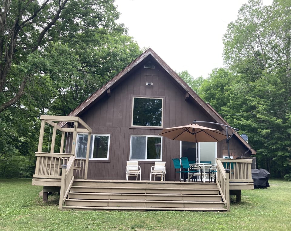 Large deck for eating and relaxing
