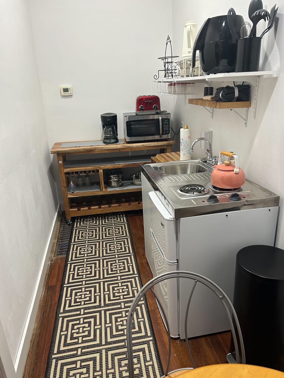 The eat-in kitchenette