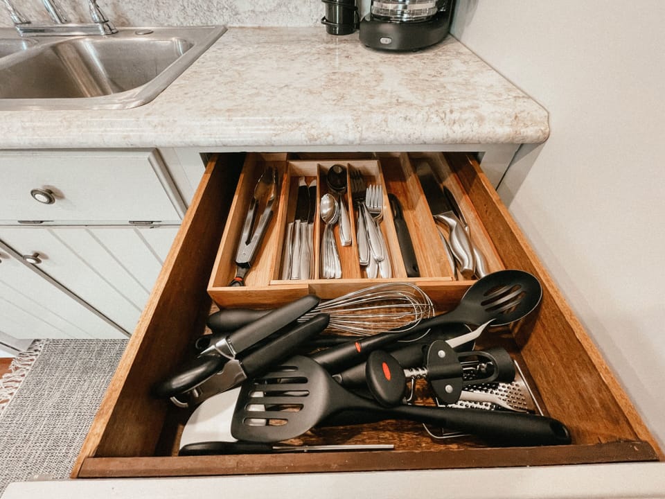 All the main kitchen utensils
